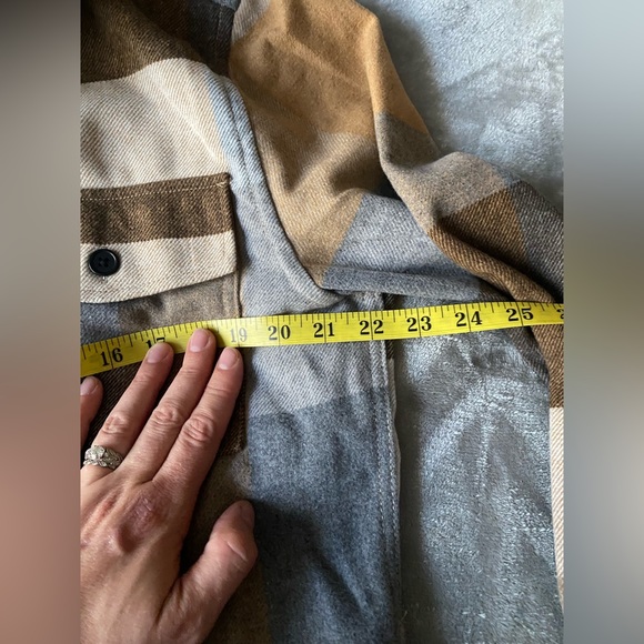 NWOT H&M Men’s Flannel Size M - Picture 2 of 7